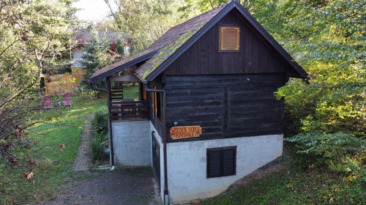 Wooden House Near The River Kupa Kamanje Exteriör bild